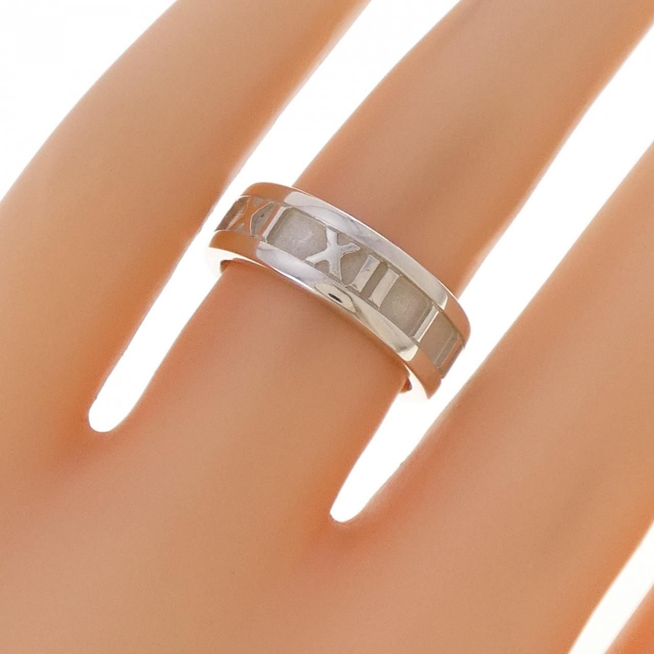 Tiffany & Co Atlas Ring — view 4