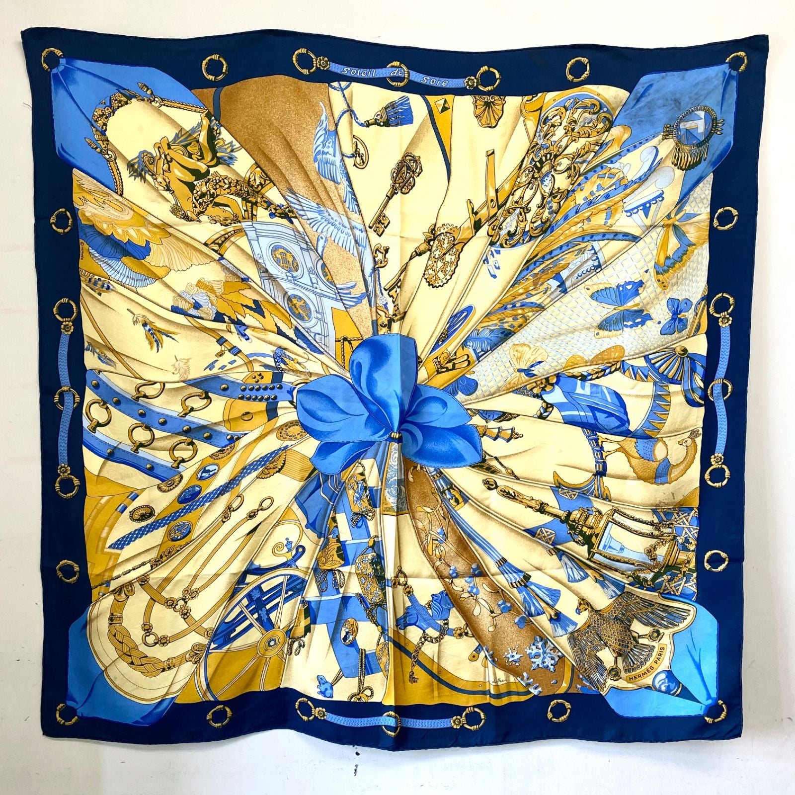 Hermes Scarf Silk Carre 90 Sun Shawl