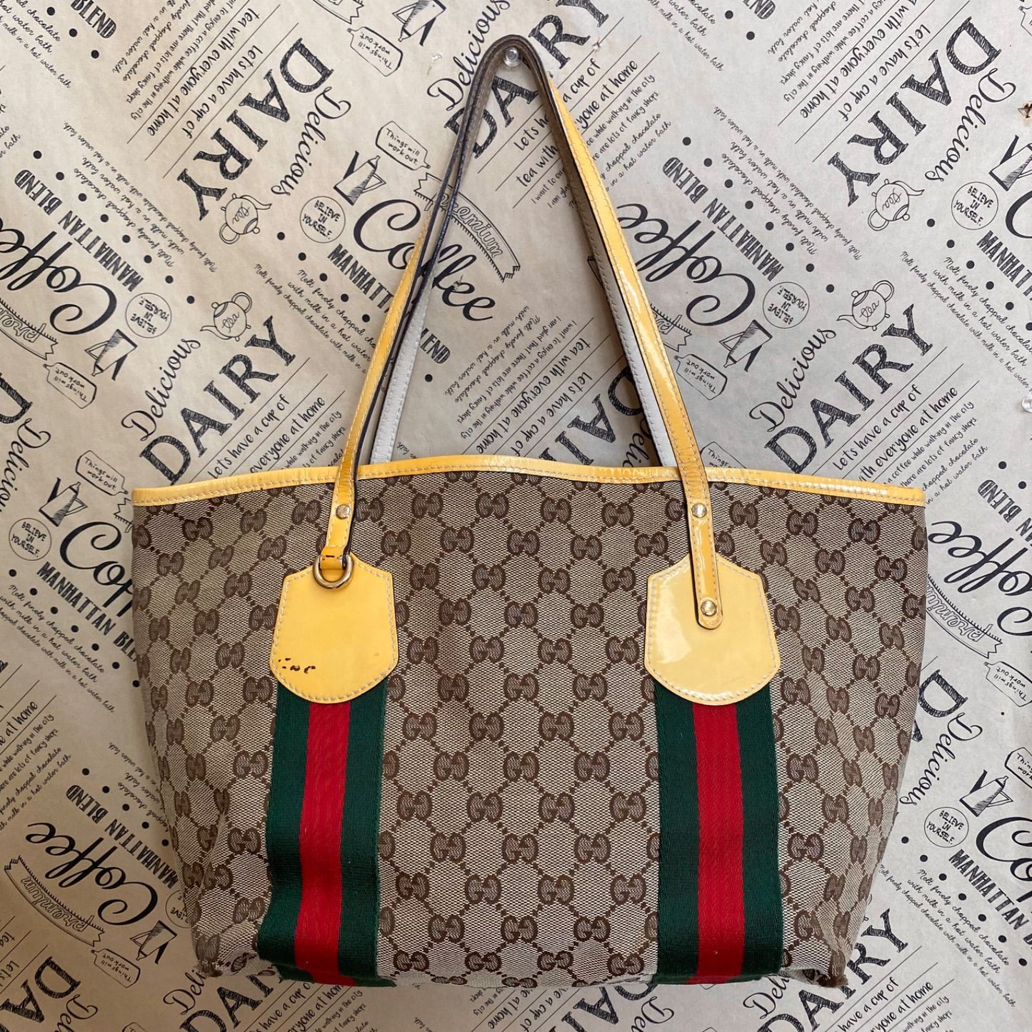 Gucci Tote GG Canvas Sherry Line Abbey Yellow Business Travel — view 2