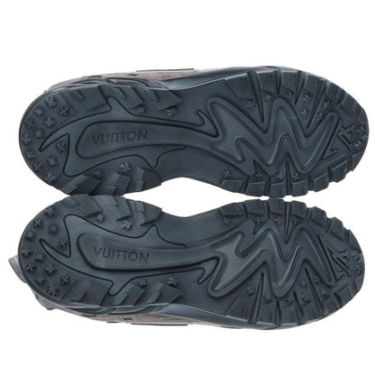 Louis Vuitton Tatic Line Side Logo Low Cut Sneakers 12 — view 3