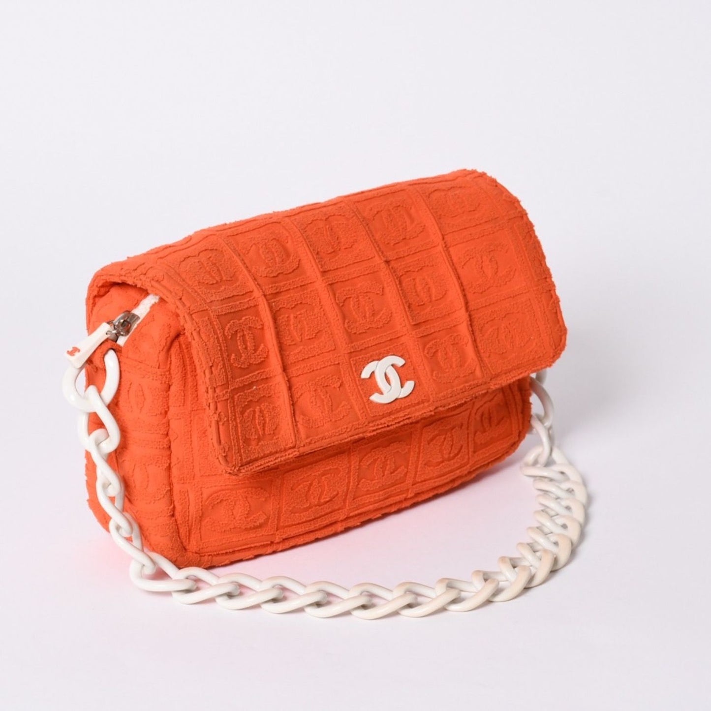 Chanel CC Logo Quilted Handbag Plastic Chain Pile Orange White — view 3