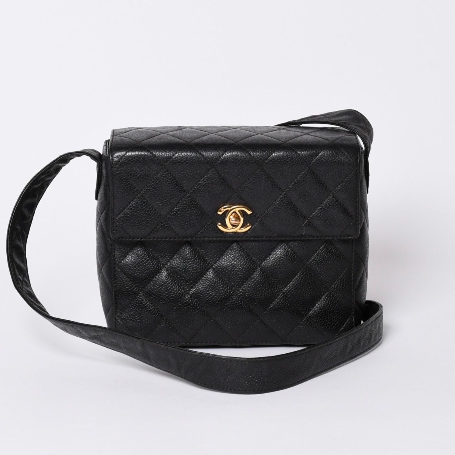 Chanel Shoulder Bag CC Logo Caviar Leather Black Quilted Gold