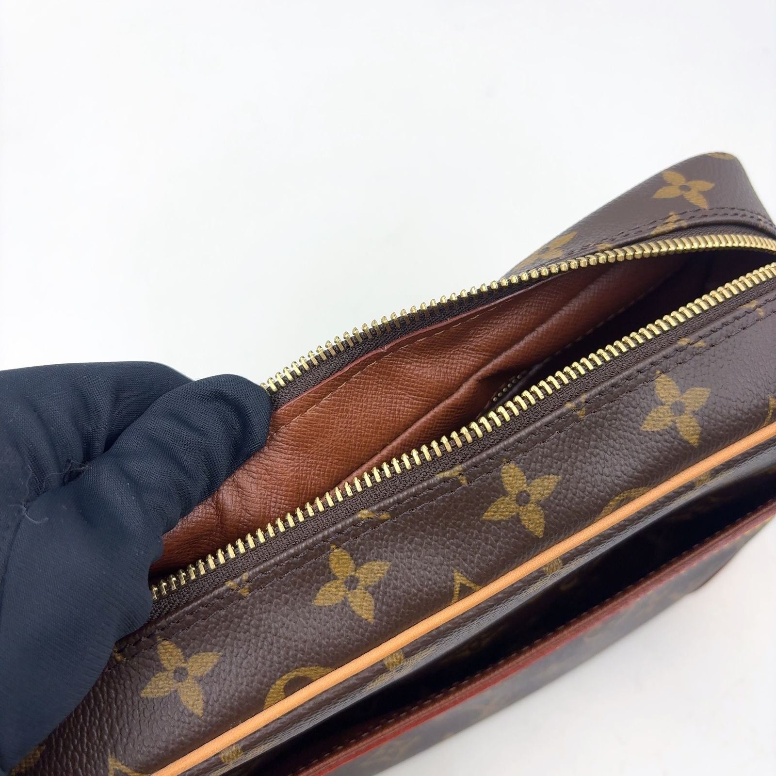 Louis Vuitton Trocadero 27 Monogram Leather Brown Light Shoulder Bag Gold — view 9