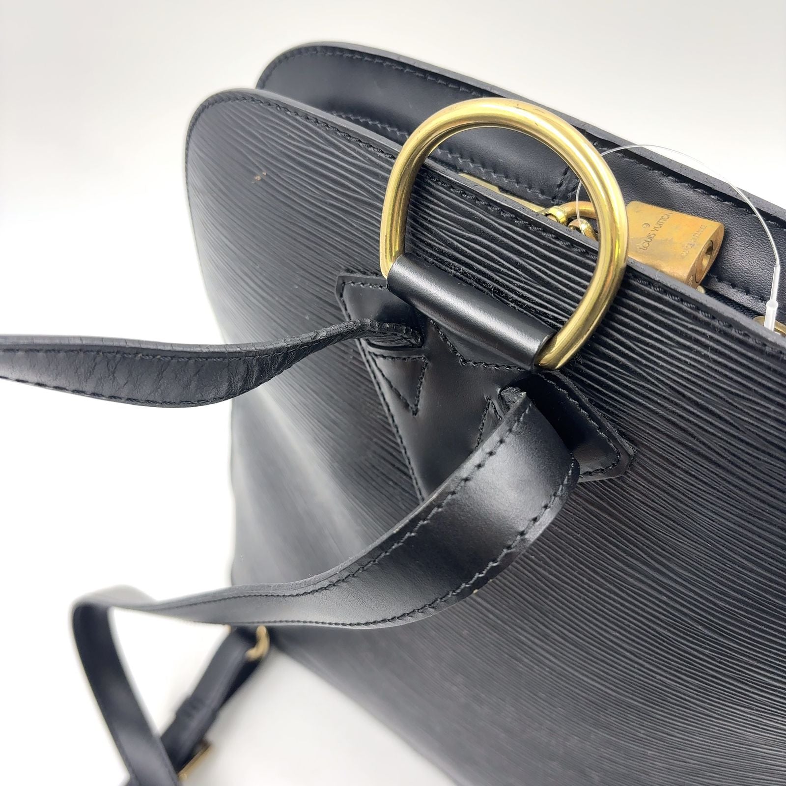 Louis Vuitton Gobelins Epi Noir Leather Black Backpack Gold — view 7