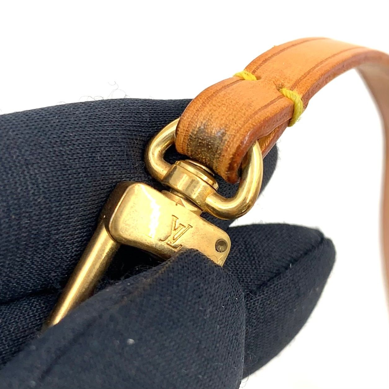 Louis Vuitton Pochette Monogram Leather Brown Handbag Gold — view 9