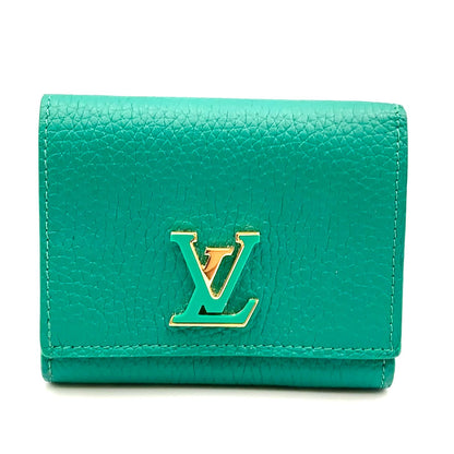 Louis Vuitton Portefeuille Capucines Enabled Leather Green Wallet Gold