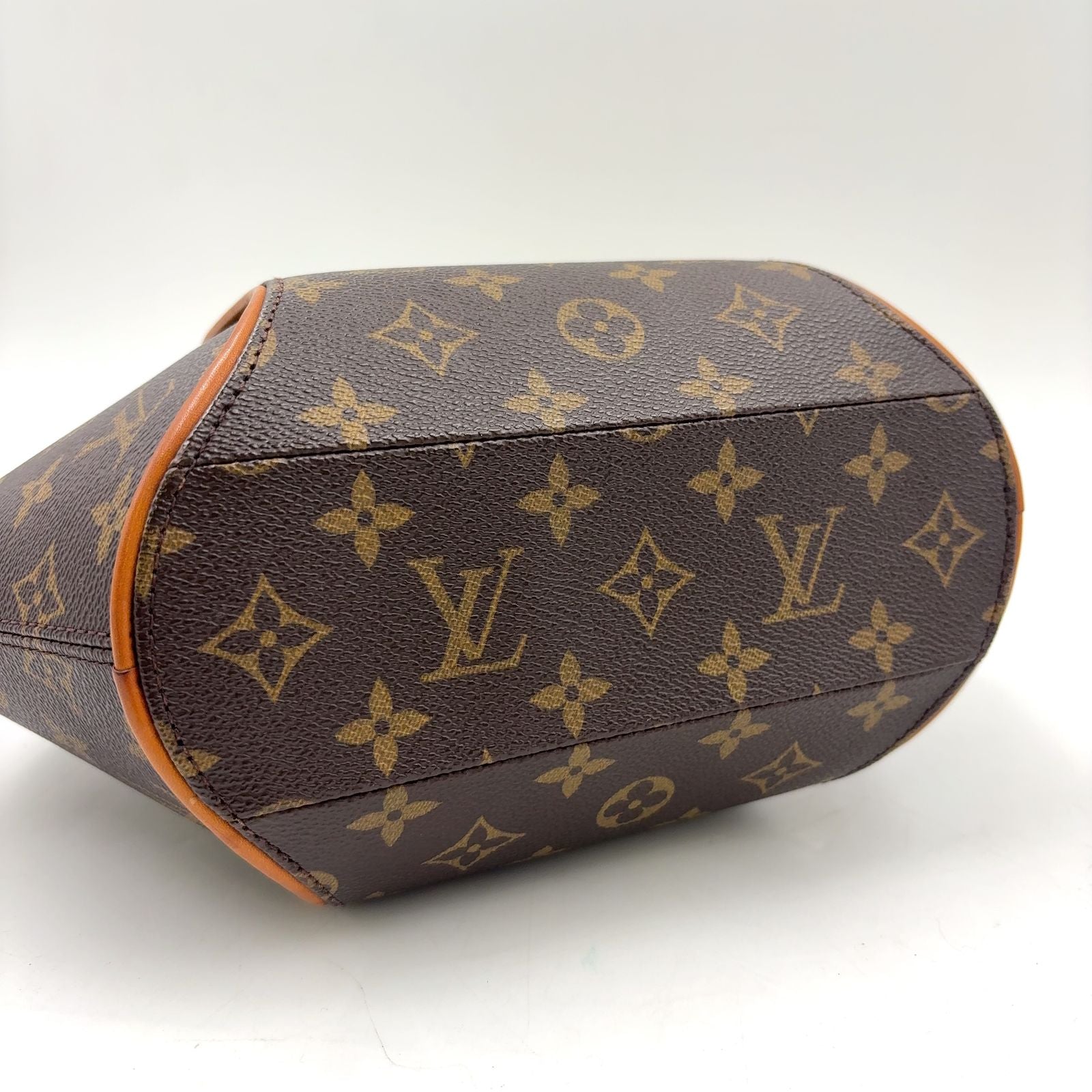 Louis Vuitton Ellipse PM Monogram Leather Brown Handbag Gold — view 9