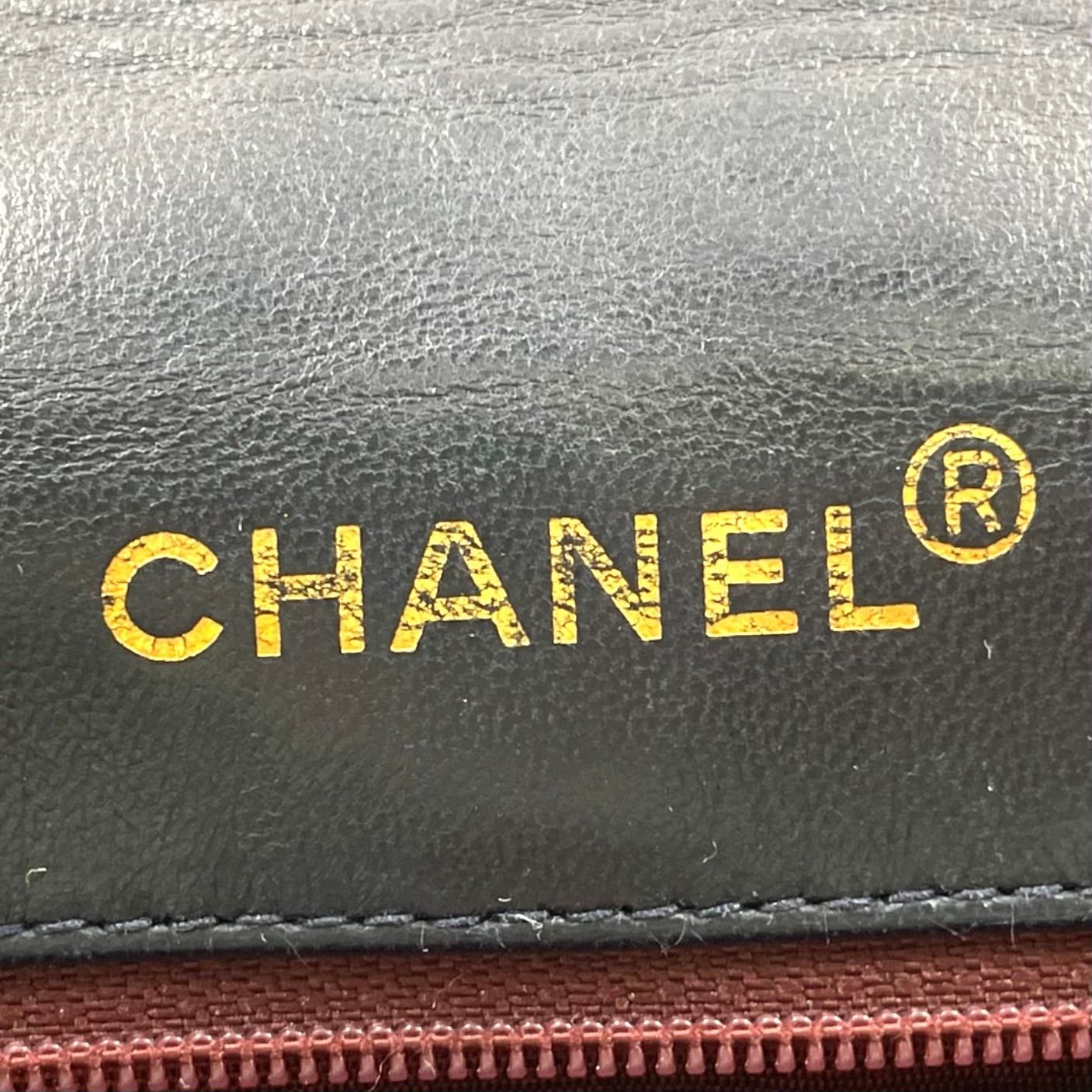 Chanel Quilted Single Flap Lambskin Black Chain Shoulder Bag Gold — view 4