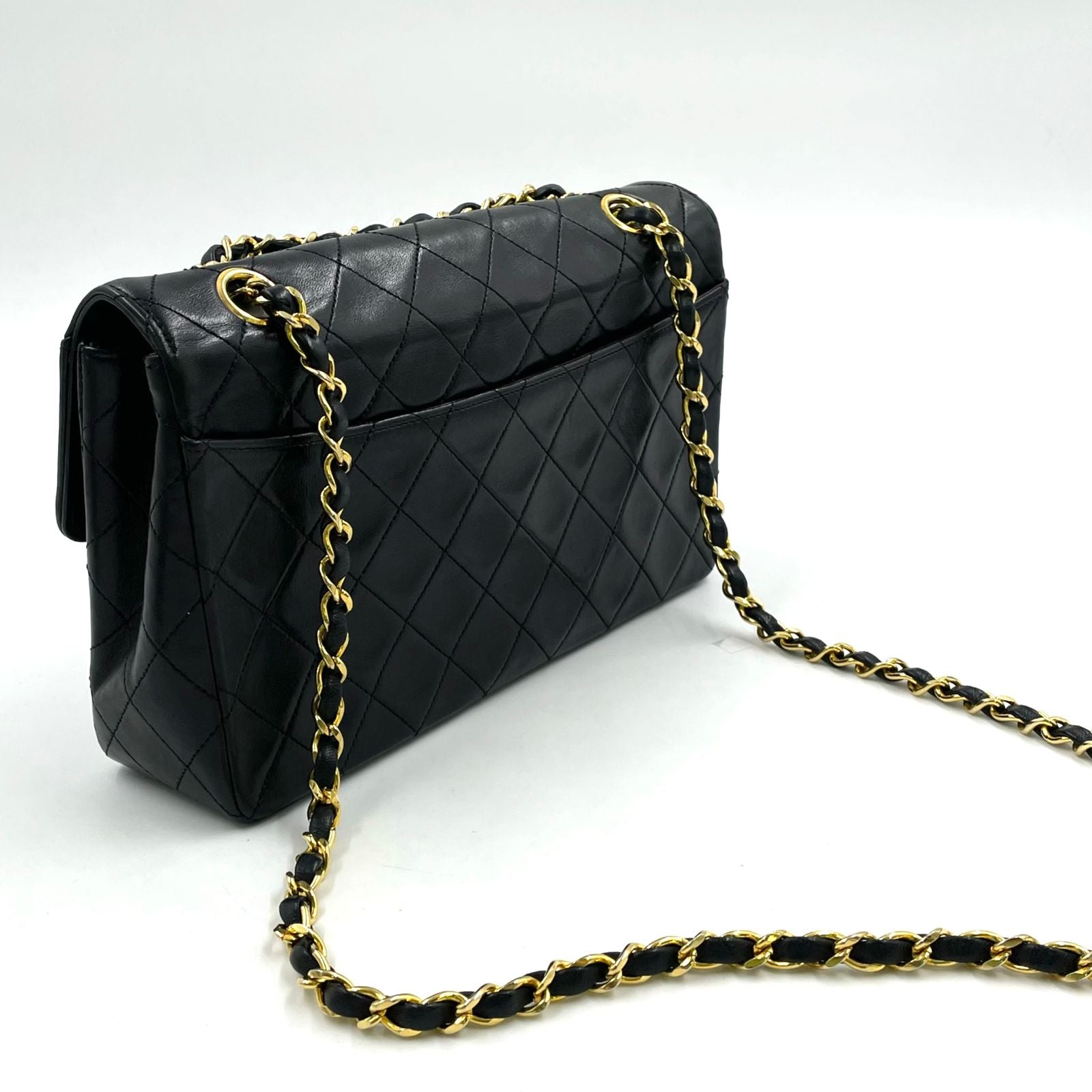 Chanel Quilted Single Flap Pouch Lambskin Black Chain Shoulder Bag Gold — view 2
