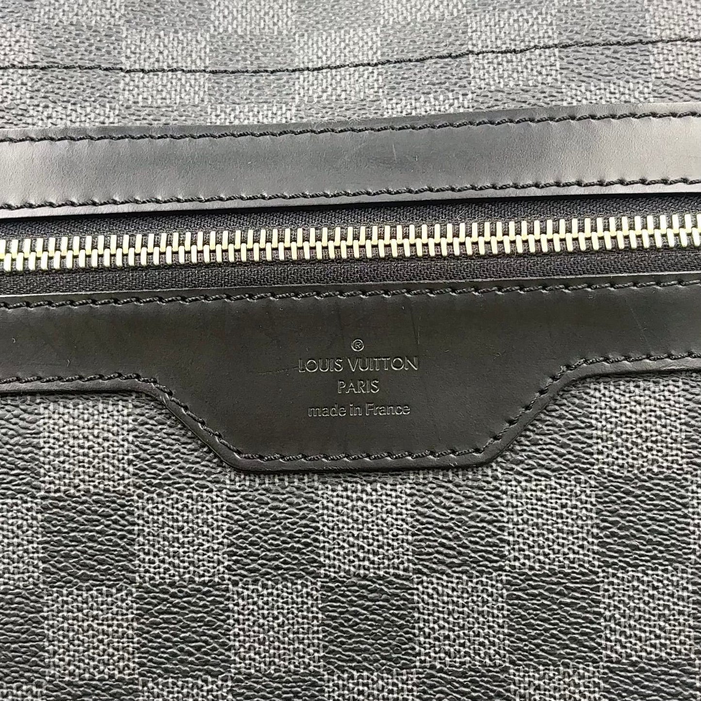 Louis Vuitton Daniel MM Damier Graphite Leather Black Shoulder Bag Silver — view 4