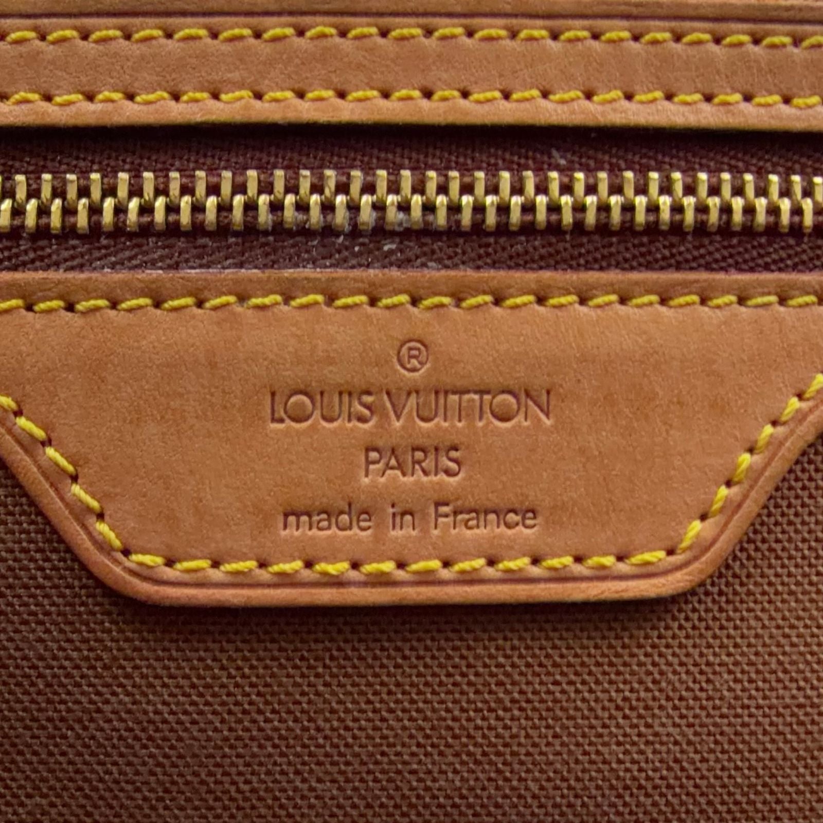 Louis Vuitton Aves Monogram Leather Brown Shoulder Bag Gold — view 4