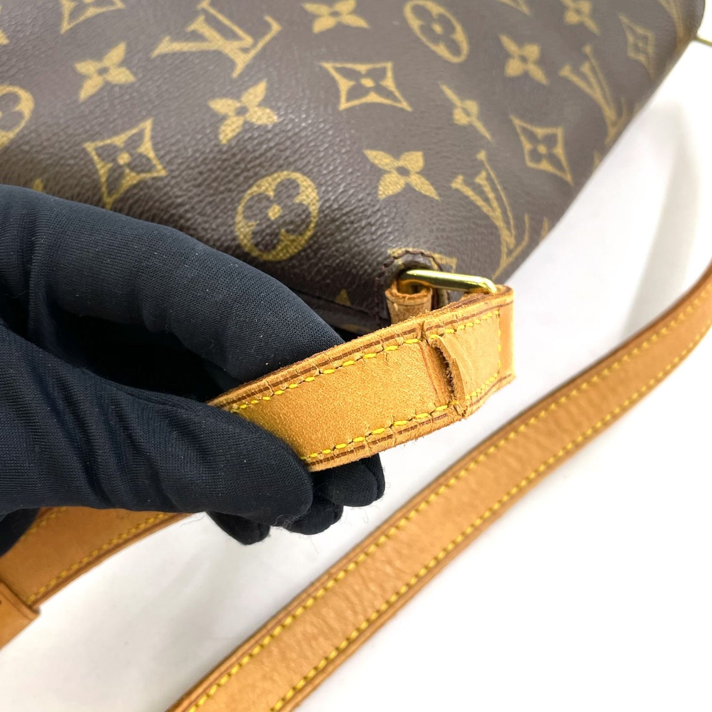 Louis Vuitton Musette Tango Short Strap Monogram Leather Brown Shoulder Bag Gold — view 8