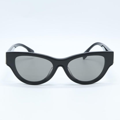 Fendi First Cat Eye Frame 143 00 Eyewear — view 2