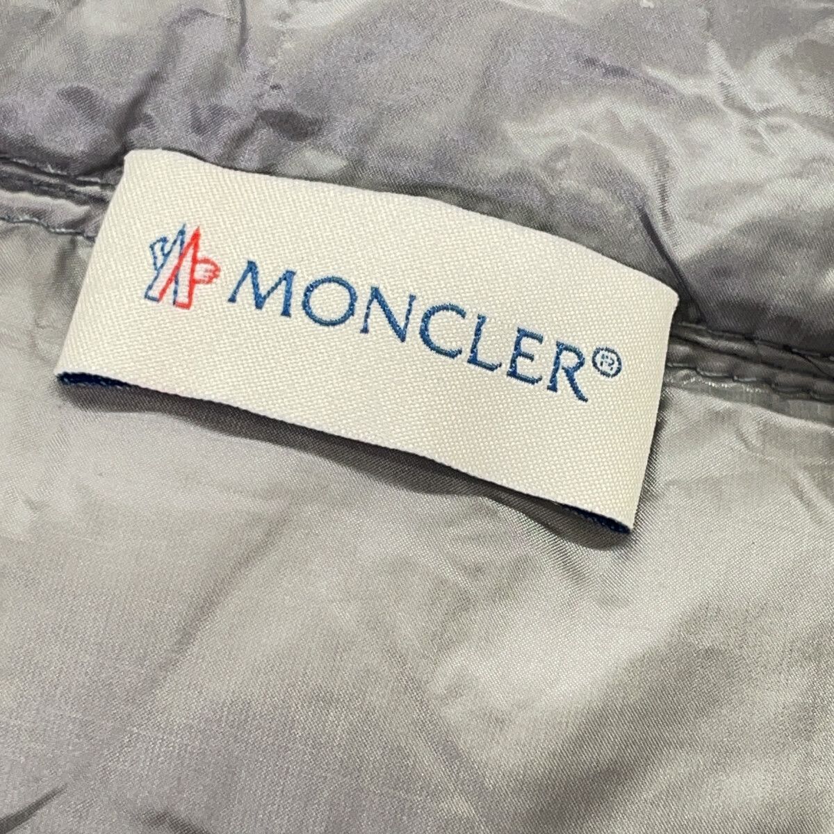 Moncler Abito C Down Jacket Docking Sweatshirt — view 3
