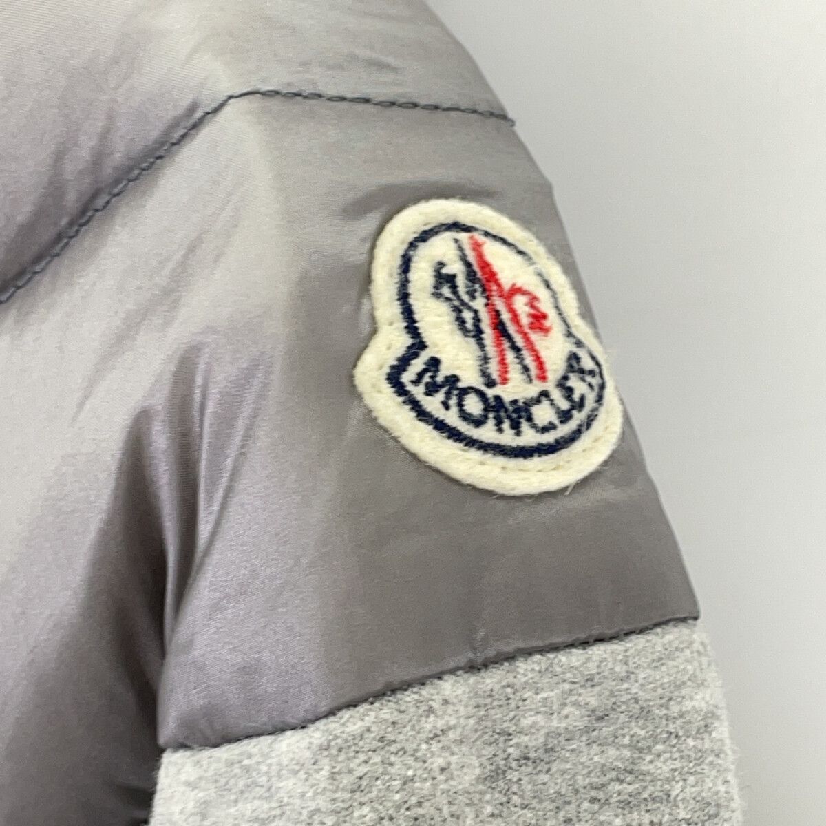 Moncler Abito C Down Jacket Docking Sweatshirt — view 6