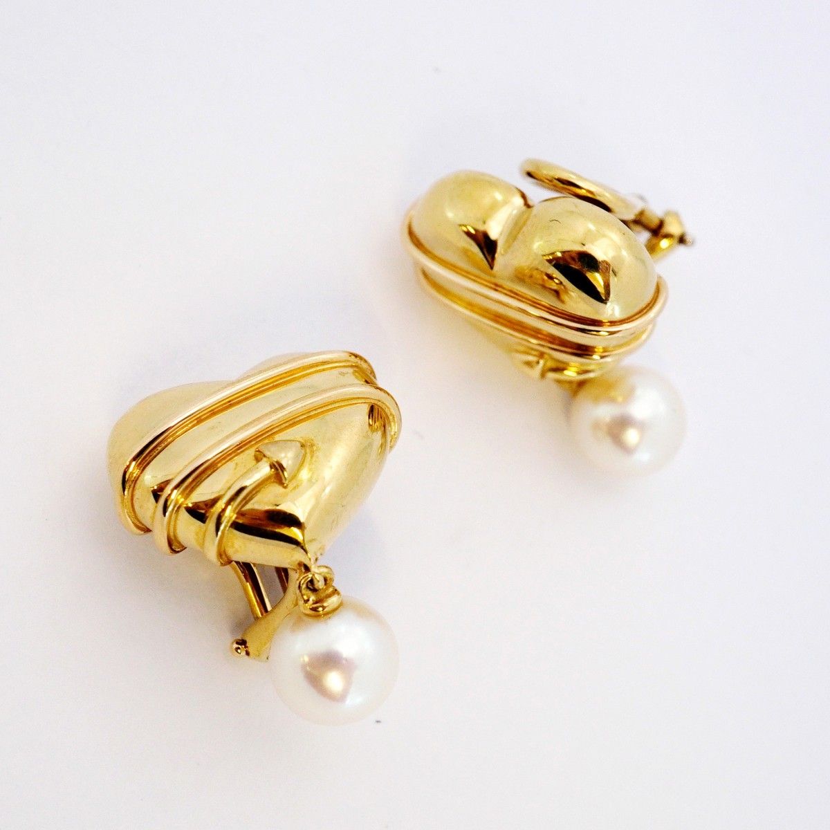 Tiffany & Co Earrings Heart Yellow Gold Pearl — view 2
