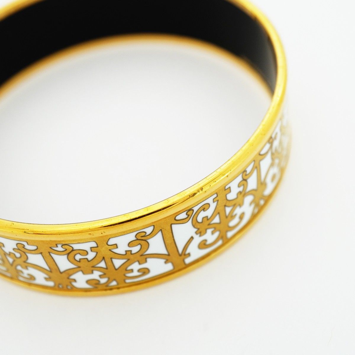 Hermes Bangle Enamel GM Gold Plated Cloisonne White Bracelet — view 8