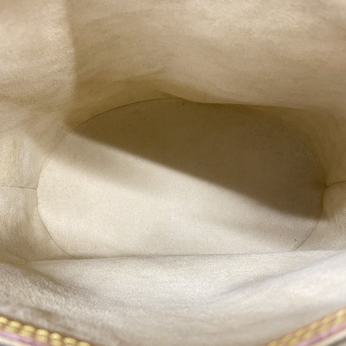 Louis Vuitton Tote Nomad Anniversary Bucket PM Natural — view 4