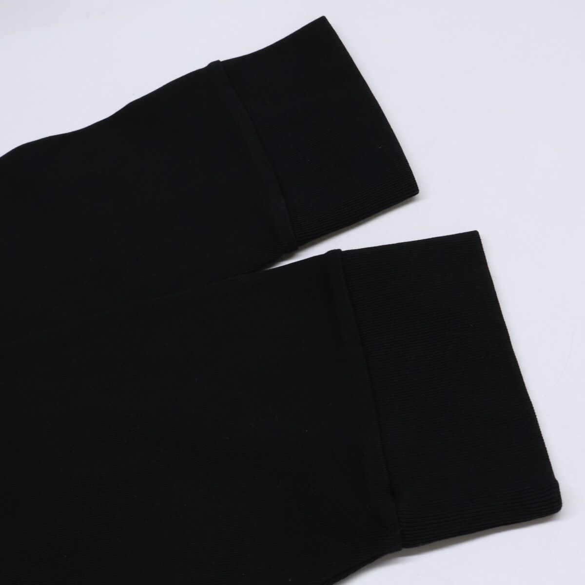 Moncler T-Shirt LS Logo Print Velour Long T — view 6