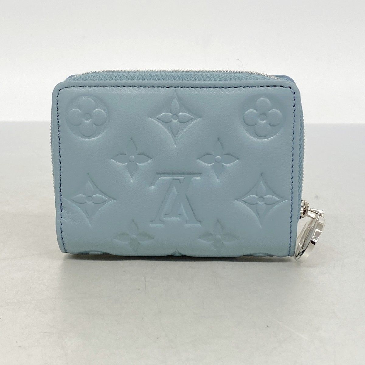 Louis Vuitton Wallet Coussin Portefeuille Lou Blue Glacier — view 8