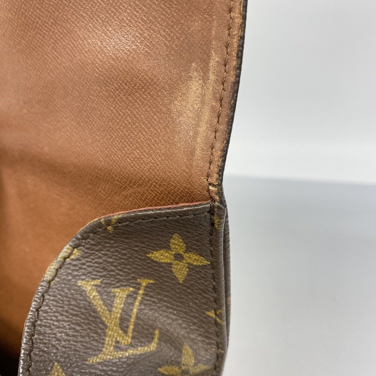 Louis Vuitton Shoulder Bag Monogram Cartouchiere MM Brown — view 7