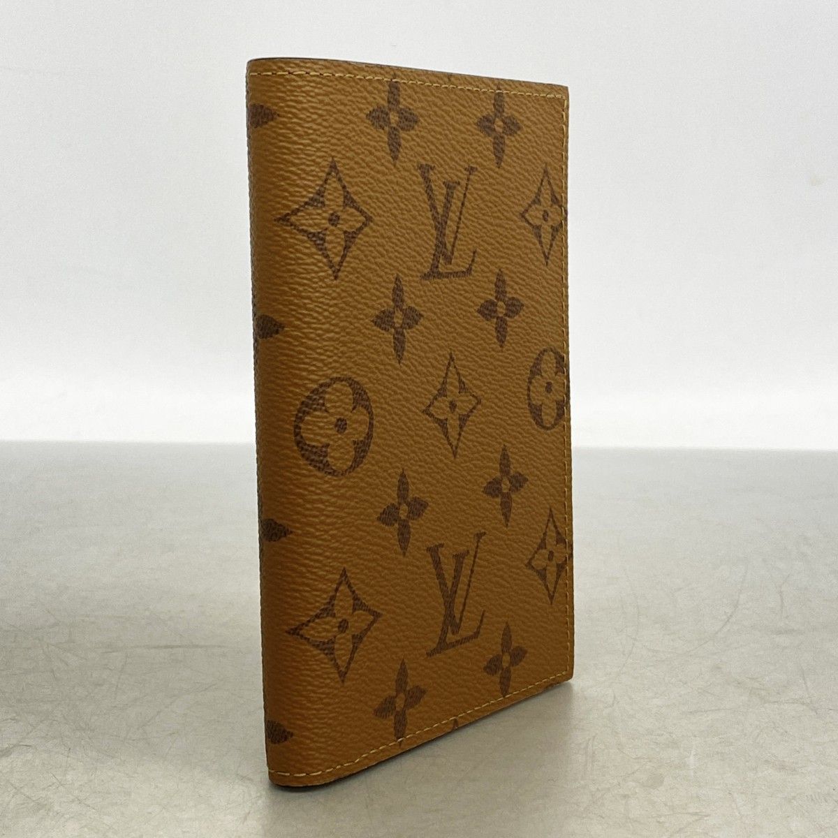 Louis Vuitton Passport Case Monogram Reverse Couverture Light Brown — view 2