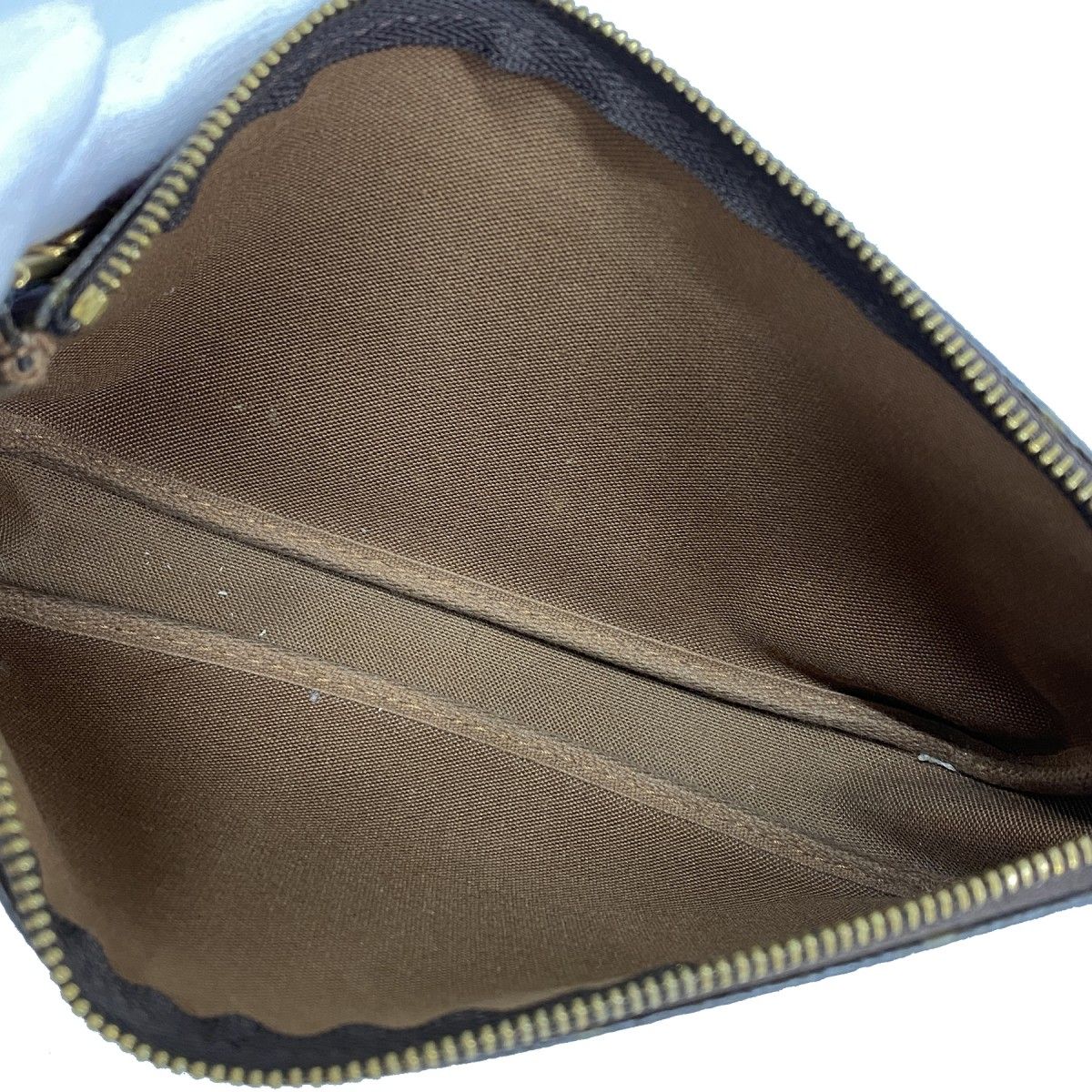 Louis Vuitton Pouch Monogram Pochette Brown — view 4