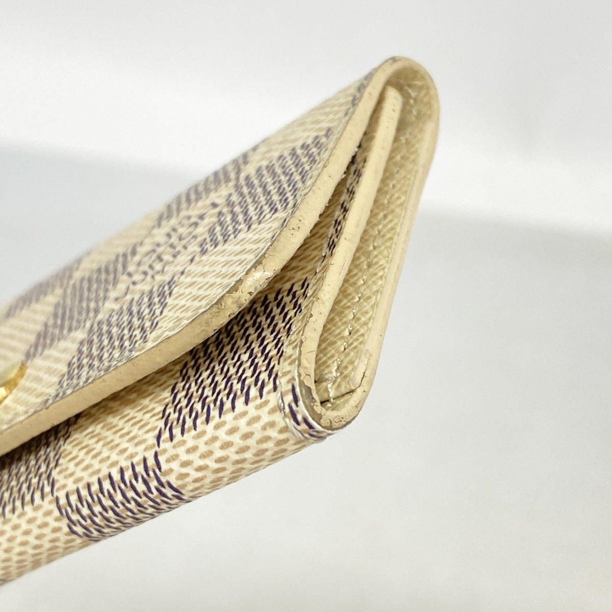 Louis Vuitton Key Case Damier Azur Multicles 4 White Key Holder — view 5