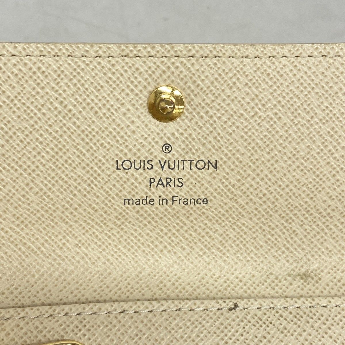 Louis Vuitton Key Case Damier Azur Multicles 4 White Key Holder — view 4