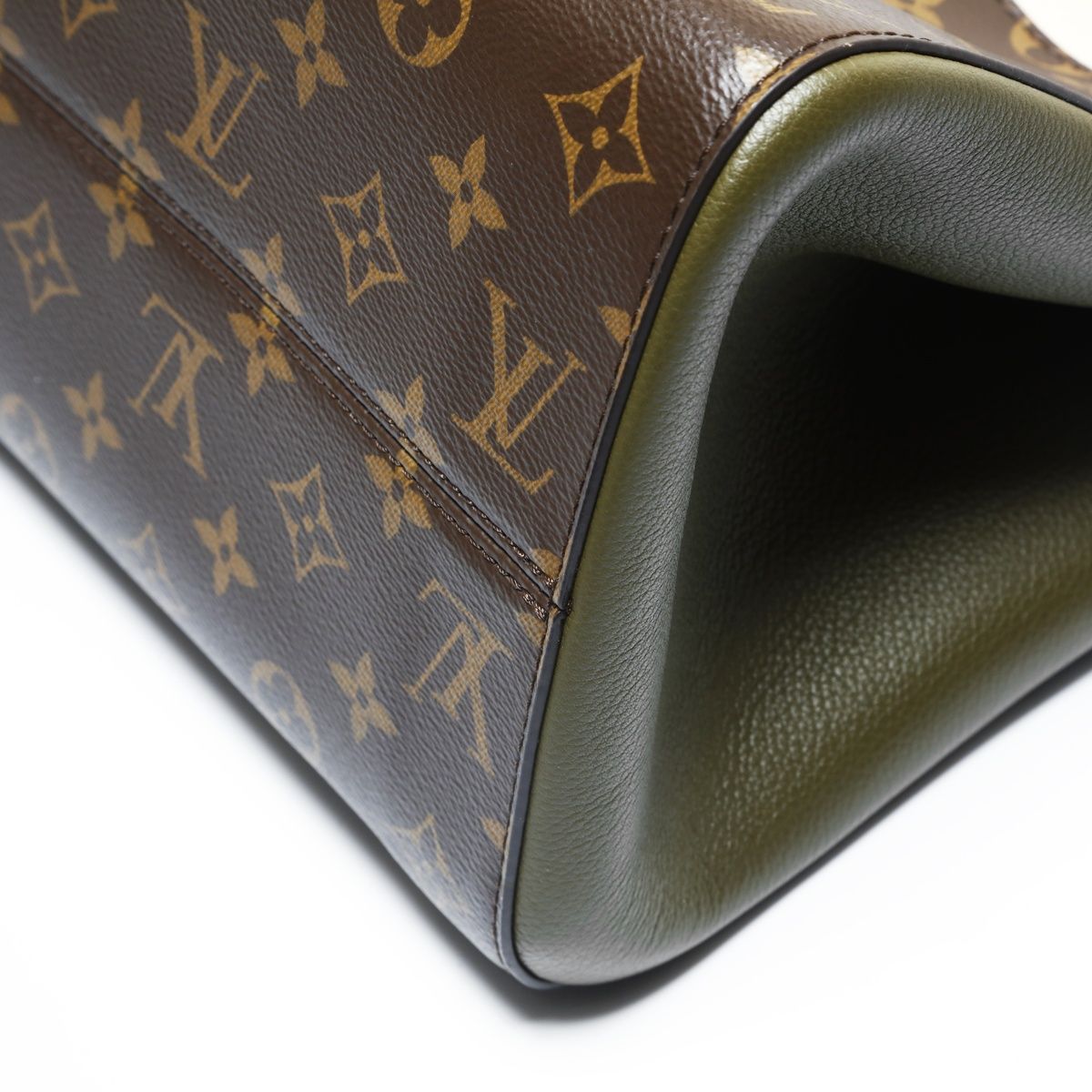 Louis Vuitton Shoulder Bag Monogram Fold Tote PM — view 6