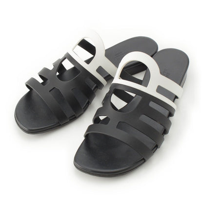 Hermes Camellia Chaine Sandals Black White