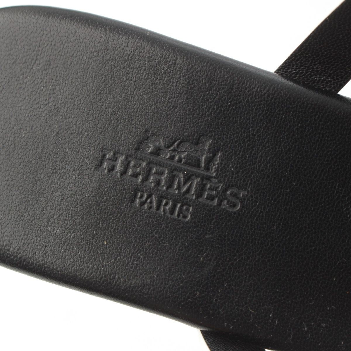Hermes Camellia Chaine Sandals Black White — view 7
