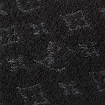 Louis Vuitton Monogram Wool Echarpe Scarf Black — view 4