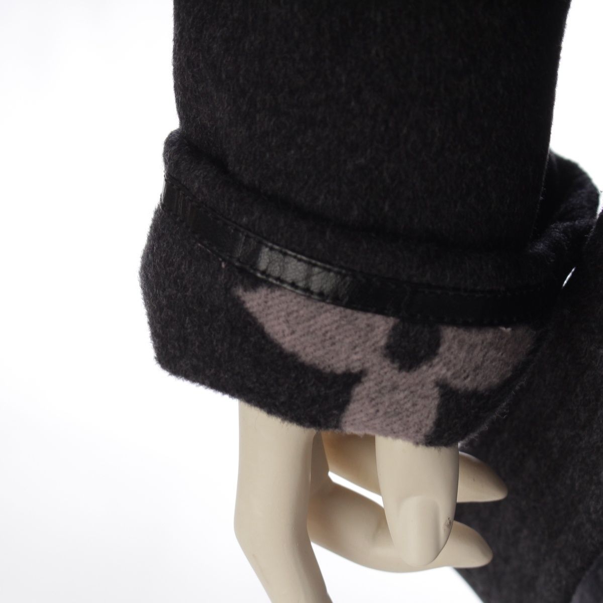 Louis Vuitton Silk Blend Wool Monogram Giant Hooded Wrap Coat Gray 34 — view 6