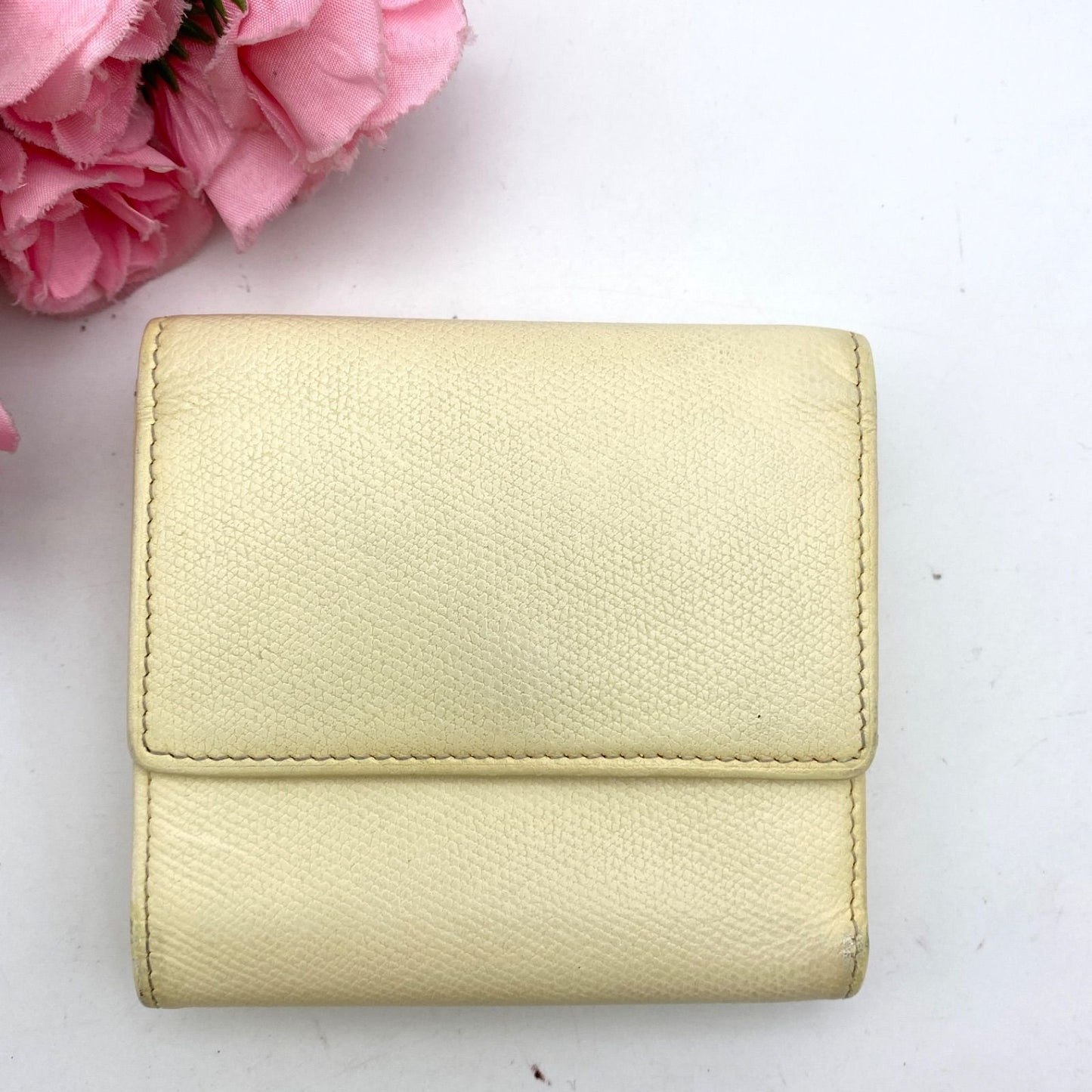Chanel Wallet Trifold Lambskin White Coco Button Billfold Coin Card — view 3