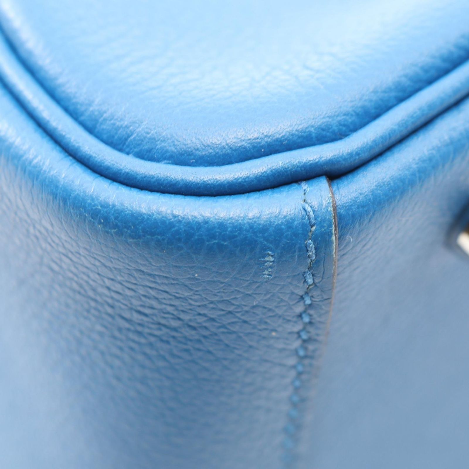 Hermes Shoulder Bag Lindy 30 Blue Zeliege Leather — view 7
