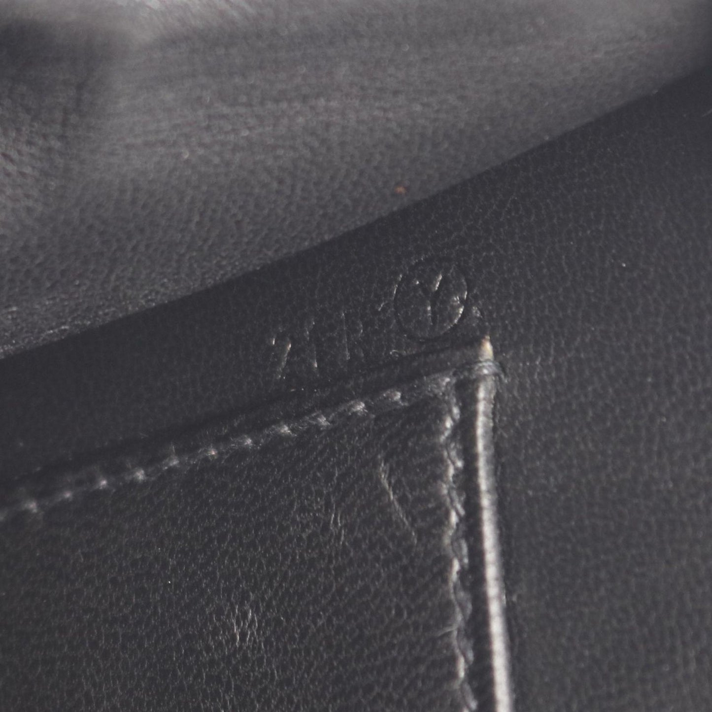 Hermes Shoulder Bag Vintage Black Calf — view 5