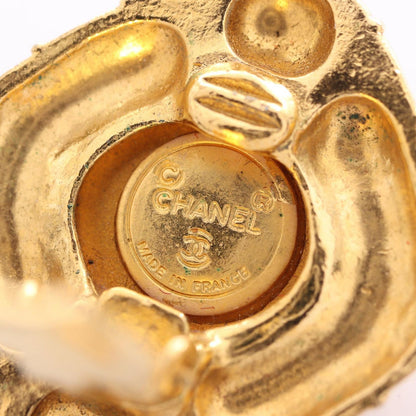 Chanel Earrings Quilted Gold — view 3