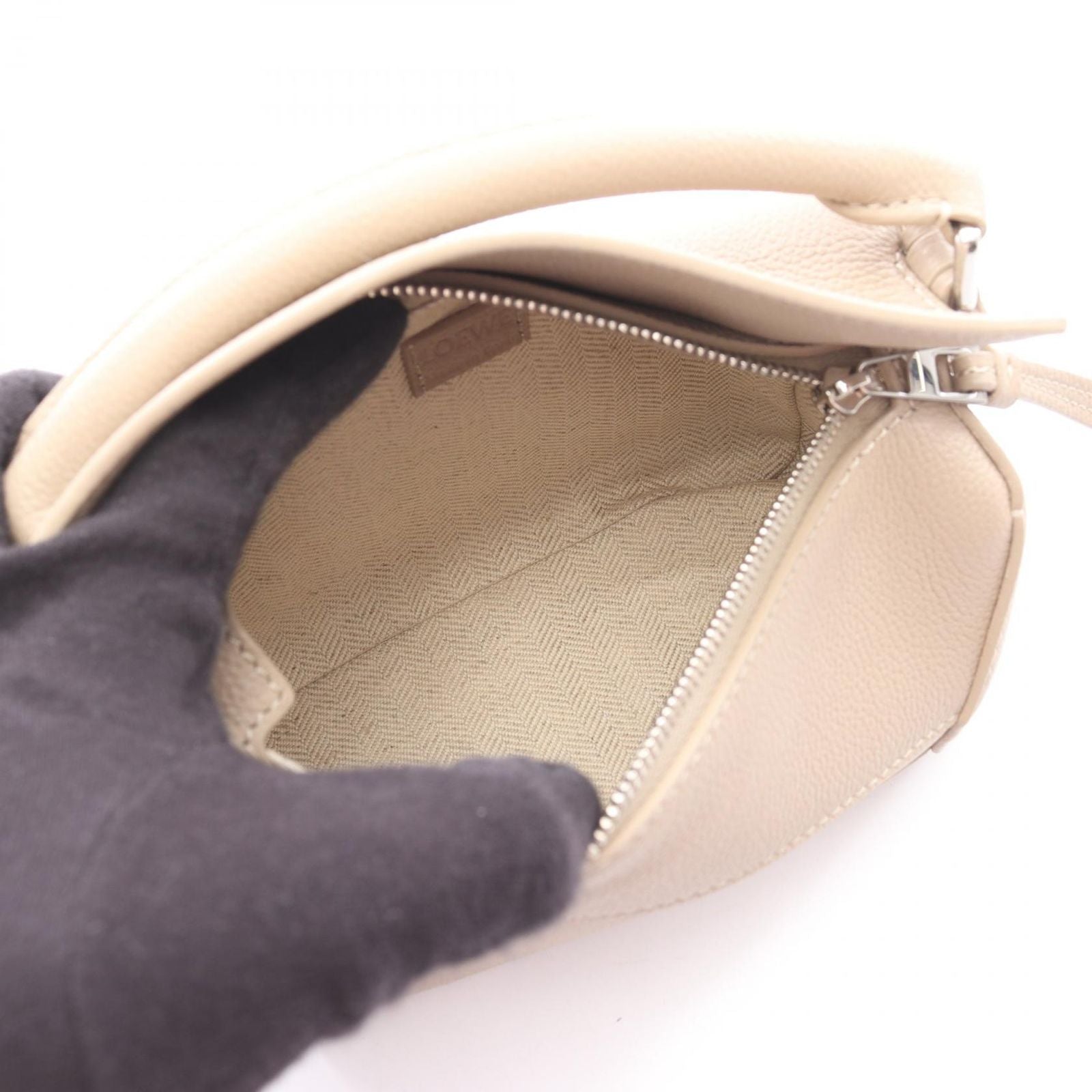 Loewe Puzzle Edge Mini 2-Way Cles Leather Shoulder Bag — view 3