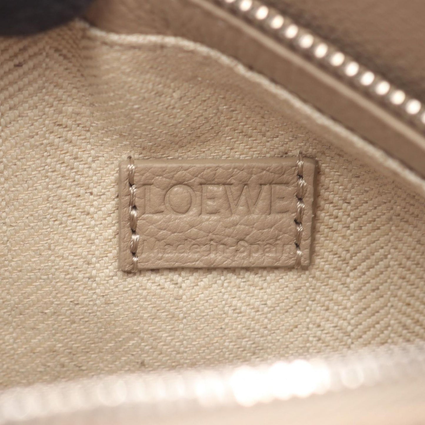 Loewe Puzzle Edge Mini 2-Way Cles Leather Shoulder Bag — view 4
