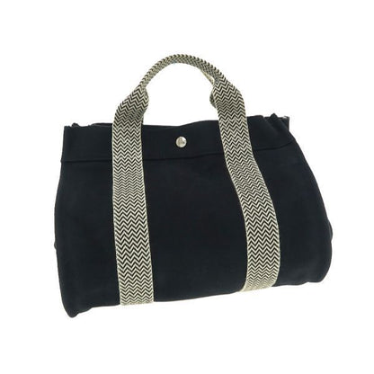 Hermes Cannes MM Shoulder Bag — view 3