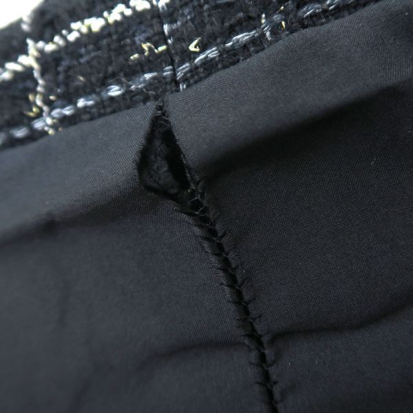 Chanel 08c Skirt Black — view 7