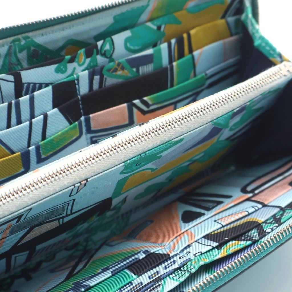 Hermes Azap Silk in Wallet Card Case Veau Green Silver — view 4