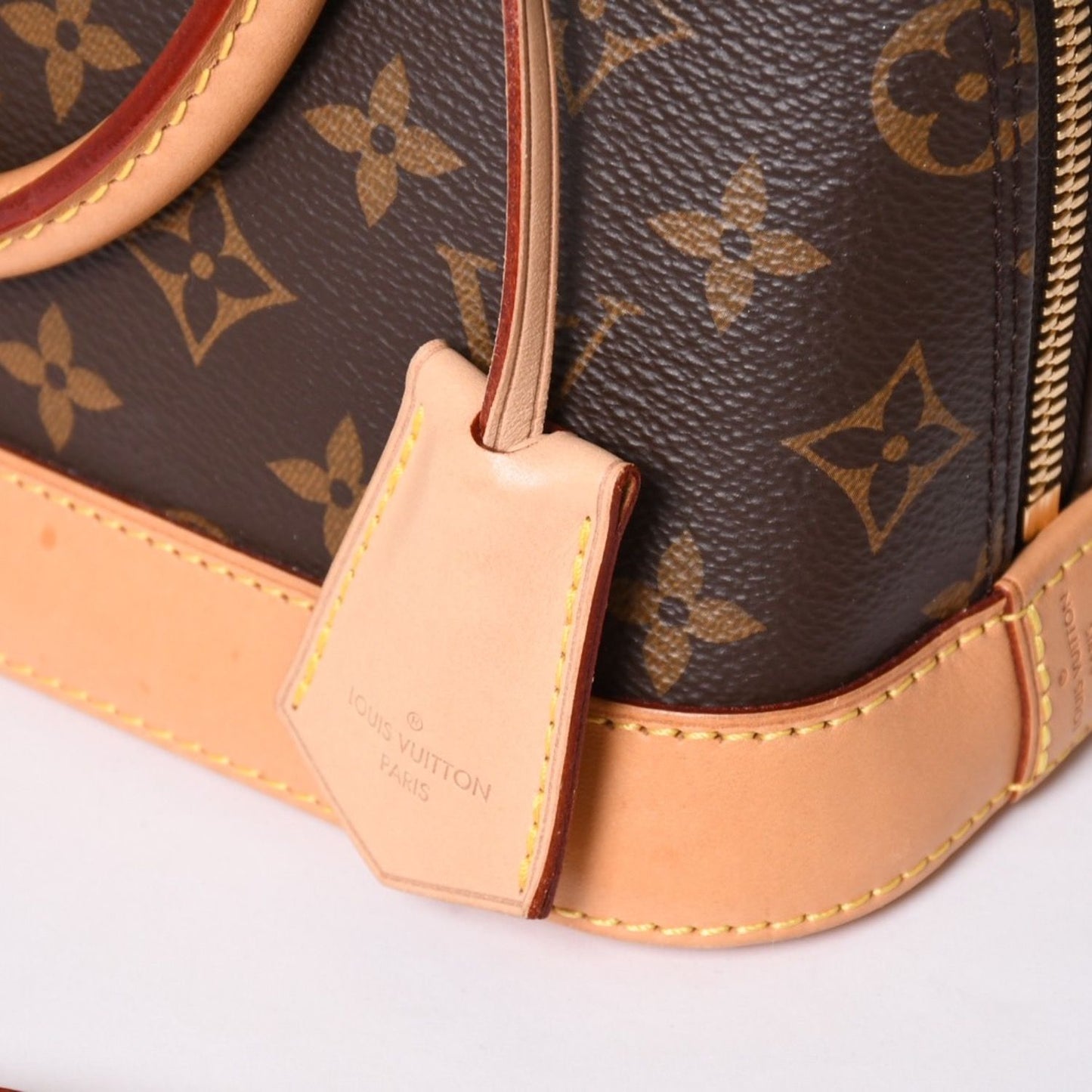 Louis Vuitton Monogram Alma BB Handbag Shoulder Gold — view 5