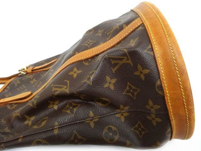 Louis Vuitton Bucket GM Shoulder Bag Monogram Leather GM — view 3
