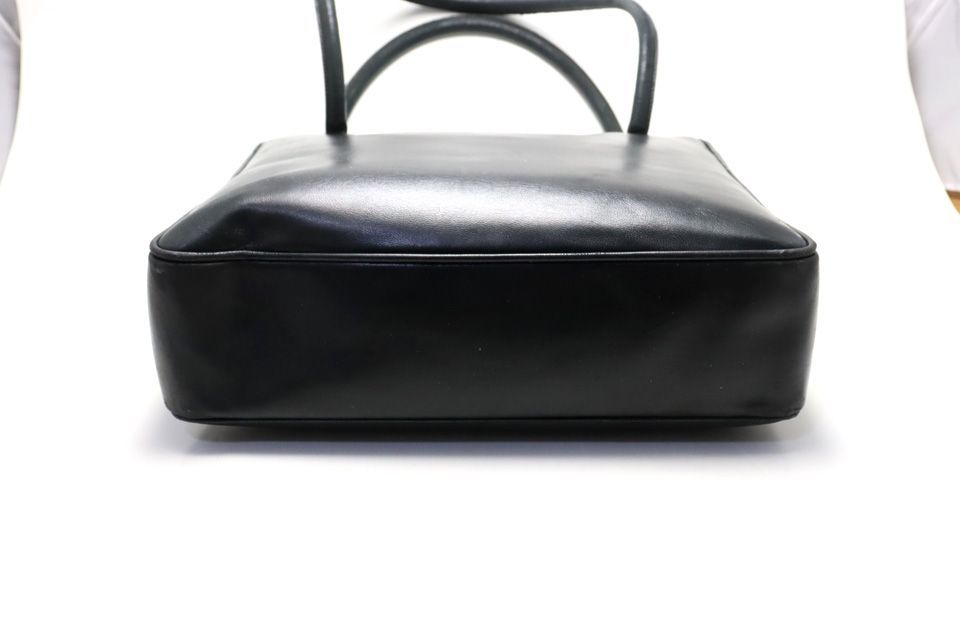 Chanel 1 Jumbo CC Logo GD Leather Tote — view 3
