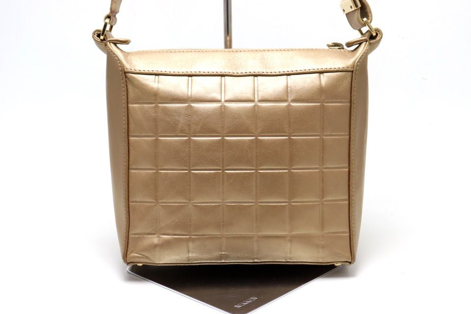 Chanel Chocolate Bar GD Leather Shoulder Bag — view 2