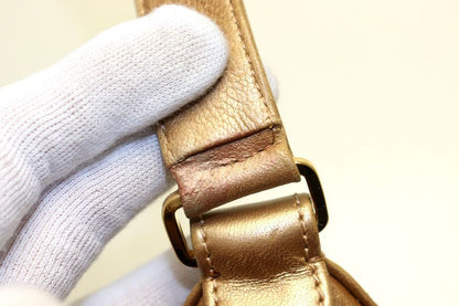 Chanel Chocolate Bar GD Leather Shoulder Bag — view 9