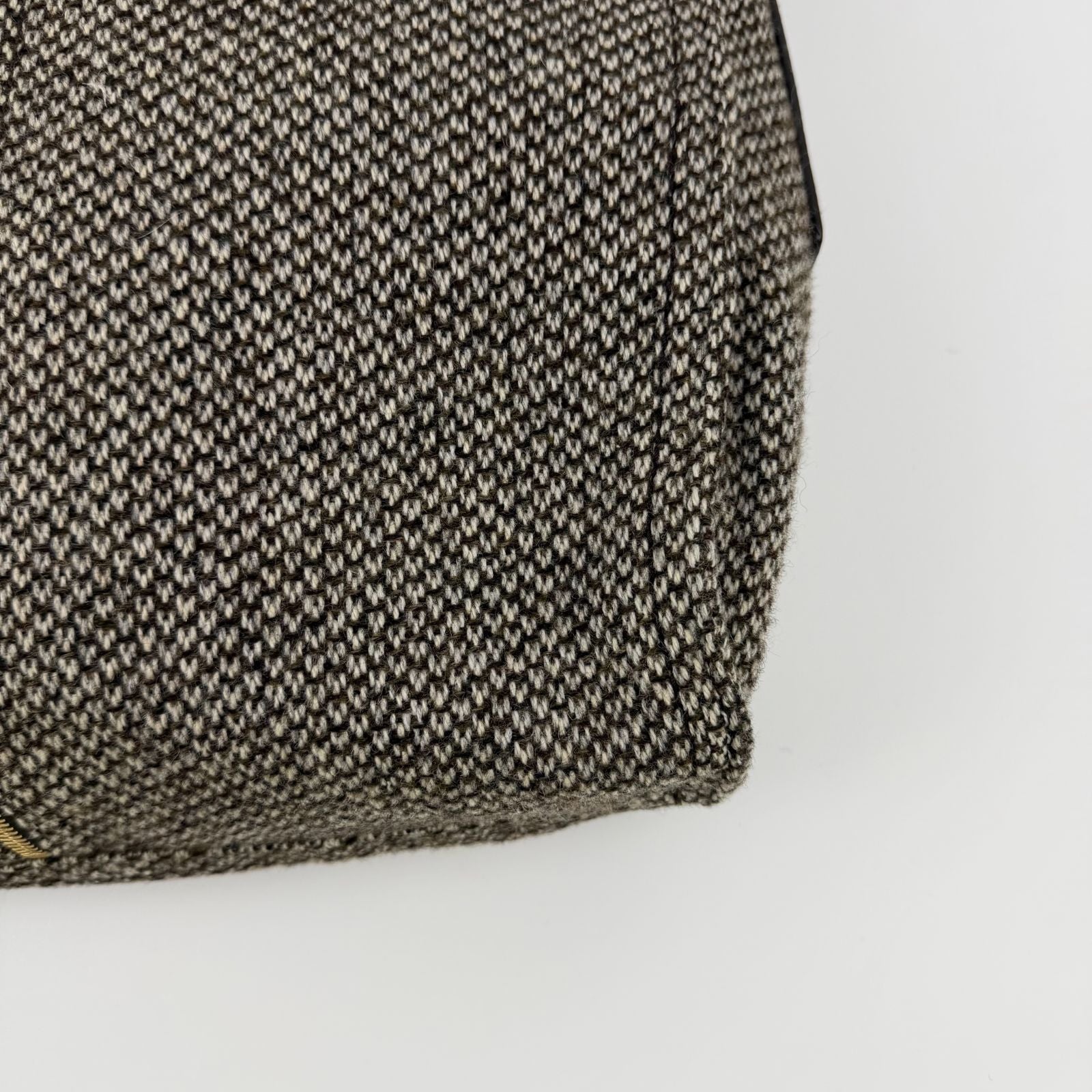 Saint Laurent Yves Shoulder Bag Brown Tweets de Vinte Ji Su Hboc — view 9