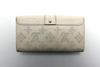 Louis Vuitton Mahina Portefeuille Iris Leather Bifold Wallet — view 2